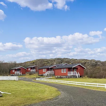 Gorgeous Home In Offersoy With Sauna Offersoy